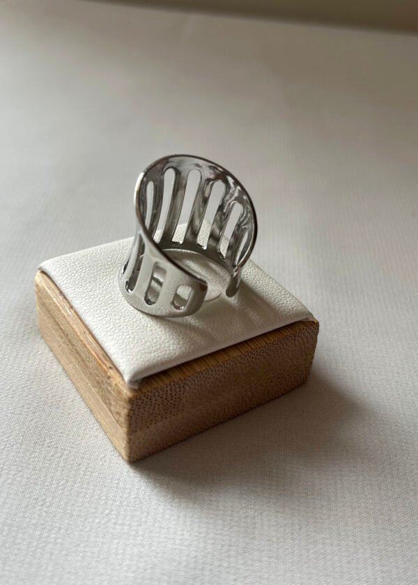 BAG 104 (1) Bague "Soyeuse"