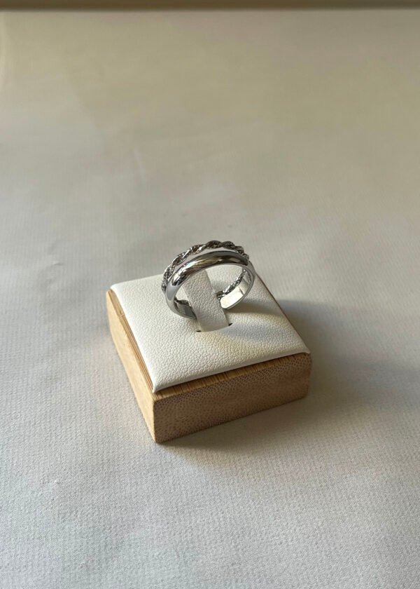Bag127 (1) Bague "Lily"