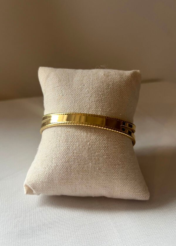 Br 116 (3) Bracelet "Elégance"