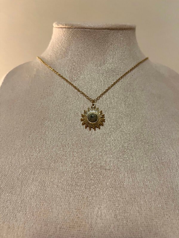 COL135 (4) Collier "Chenoa"