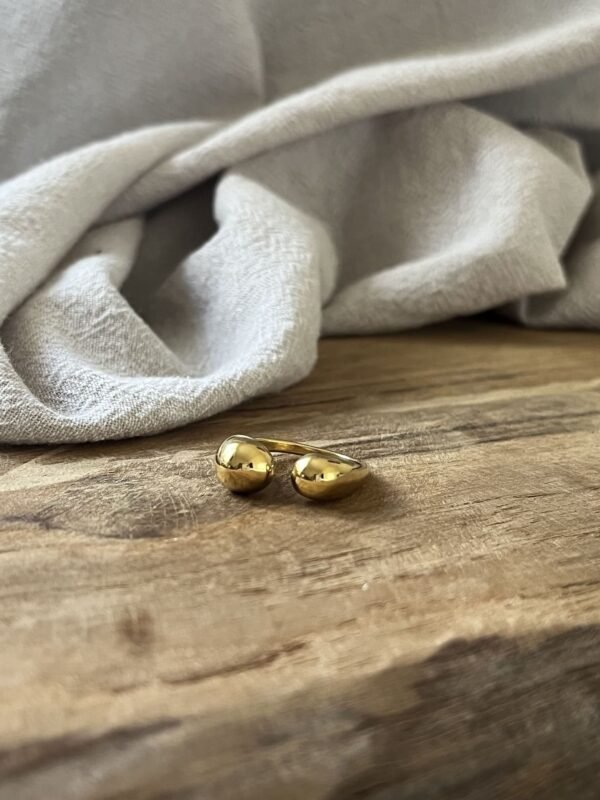 Molly. Bague "Molly"