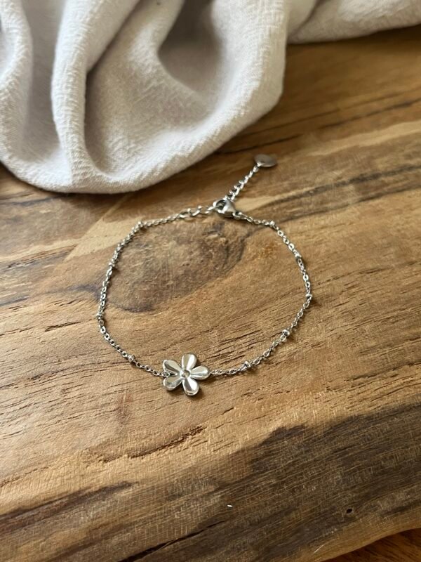 Pétunia. Bracelet "Pétunia"