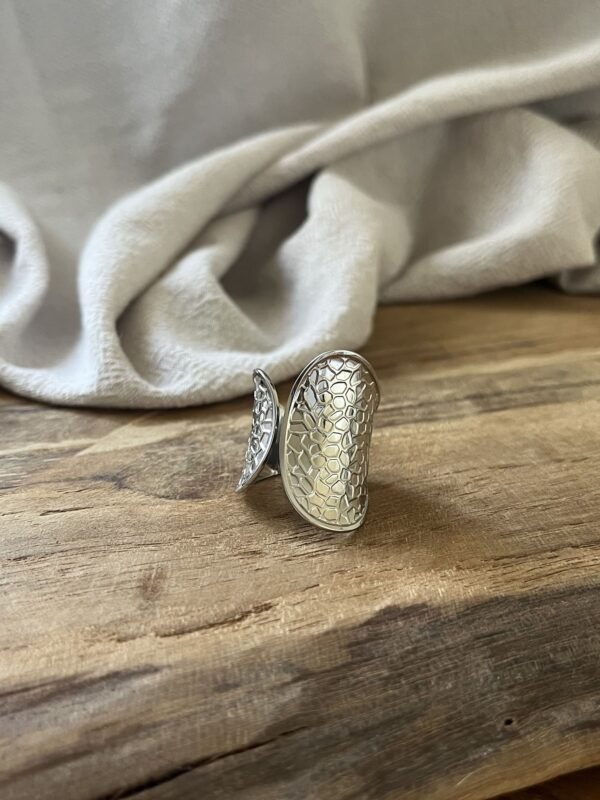 Bague  "Prestance"