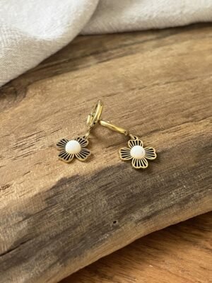 Boucles d'oreilles  "Tilly" blanche